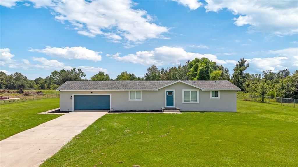 Recently Sold: $250,000 (3 beds, 2 baths, 1296 Square Feet)