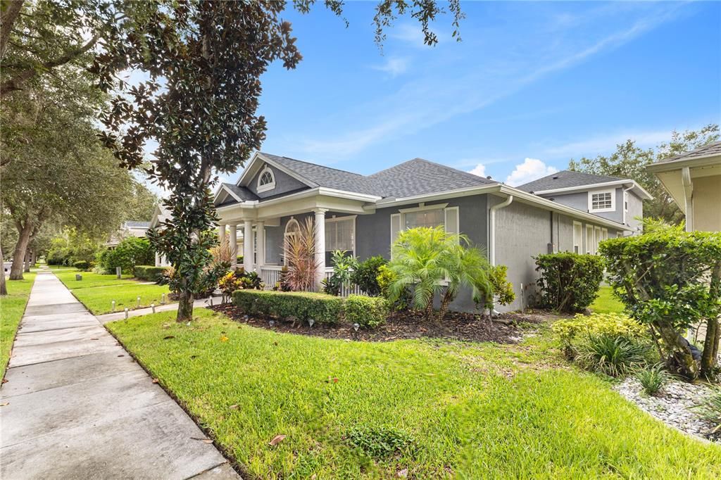 Под контрактом: $679,900 (5 спален, 3 ванн, 3072 Квадратных фут)