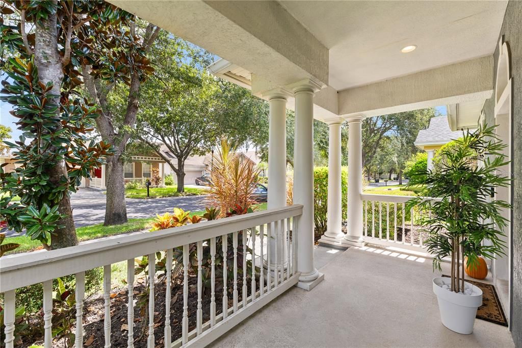 Под контрактом: $679,900 (5 спален, 3 ванн, 3072 Квадратных фут)