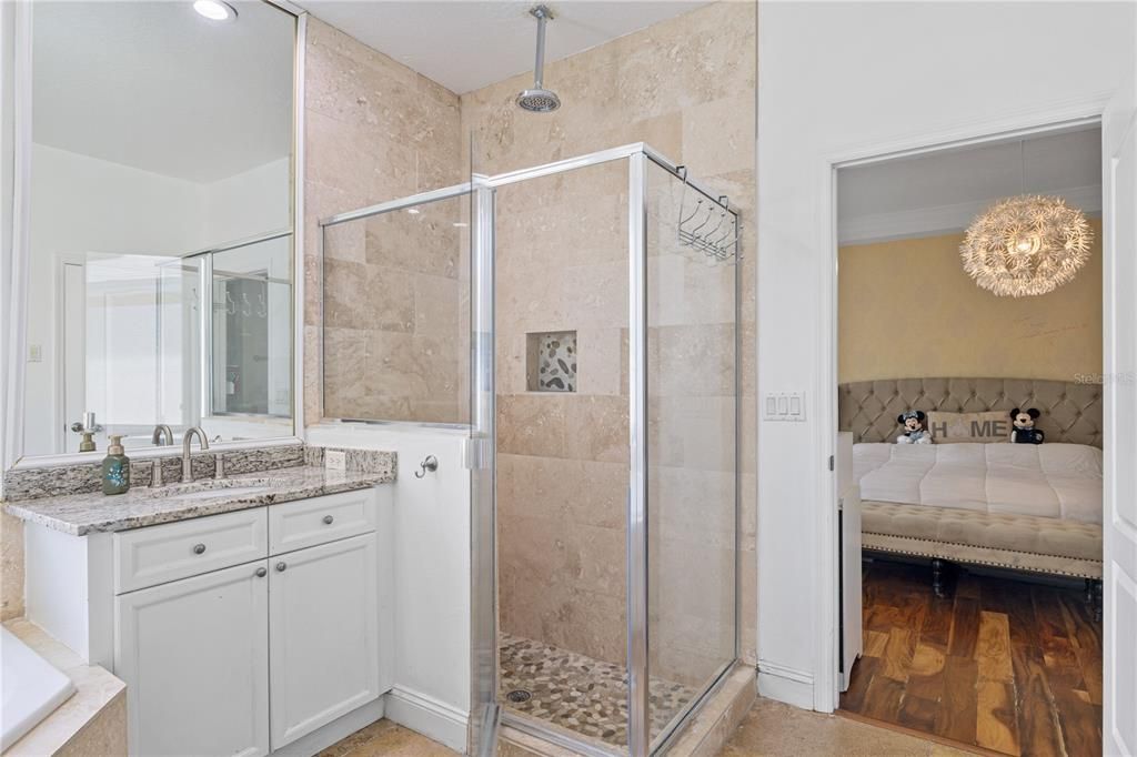 Под контрактом: $679,900 (5 спален, 3 ванн, 3072 Квадратных фут)