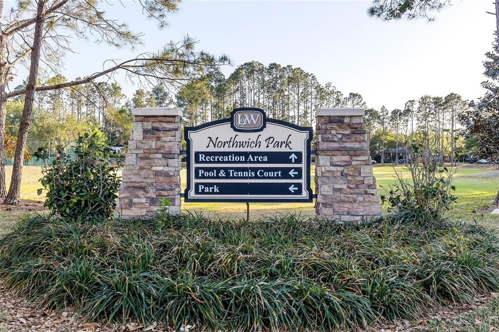 Под контрактом: $679,900 (5 спален, 3 ванн, 3072 Квадратных фут)