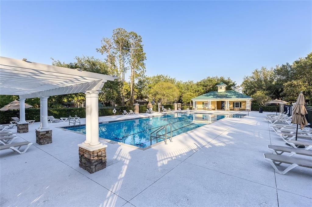 Под контрактом: $679,900 (5 спален, 3 ванн, 3072 Квадратных фут)