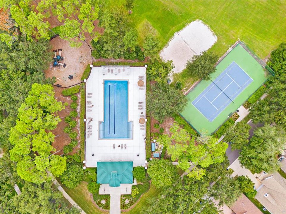 Под контрактом: $679,900 (5 спален, 3 ванн, 3072 Квадратных фут)