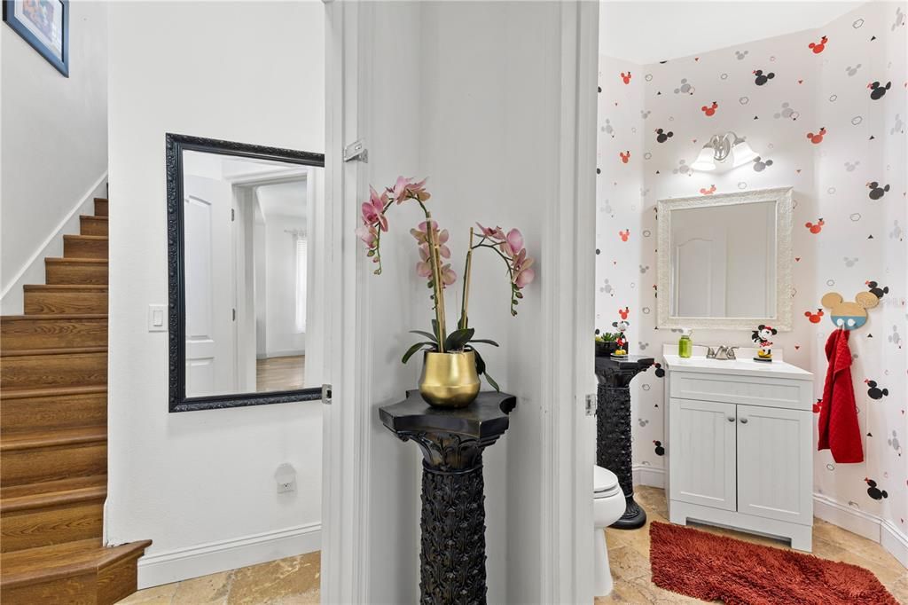 Под контрактом: $679,900 (5 спален, 3 ванн, 3072 Квадратных фут)