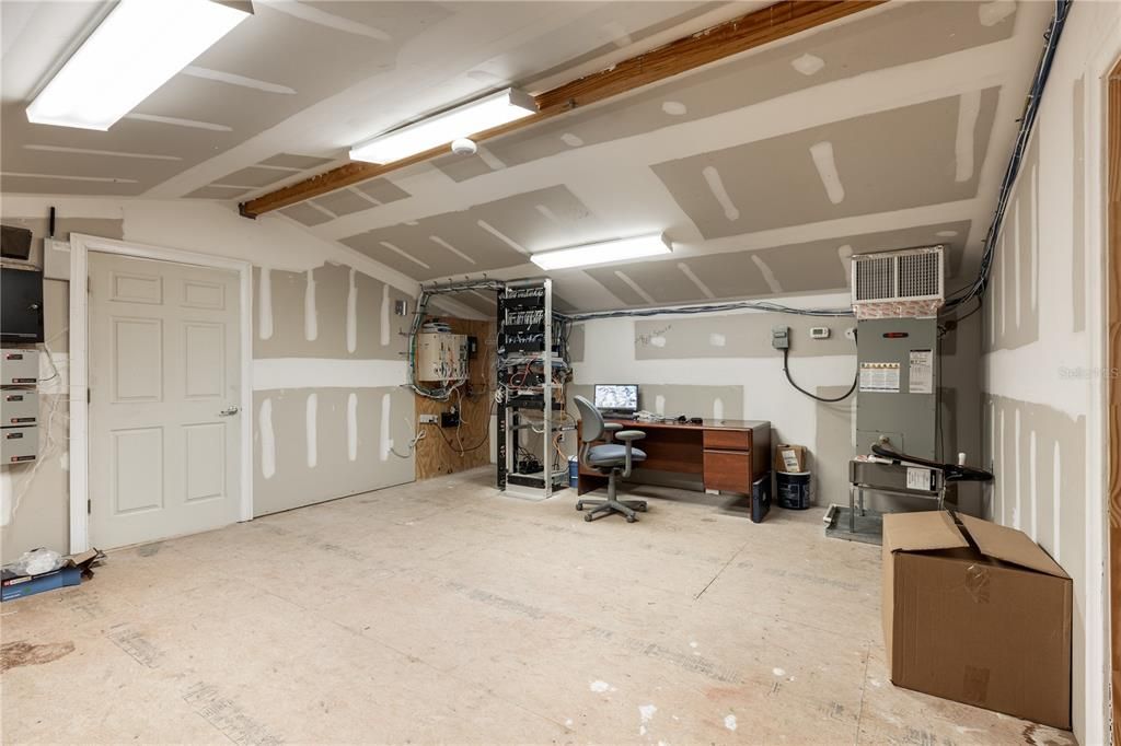 For Sale: $2,195,000 (0 beds, 0 baths, 5801 Square Feet)