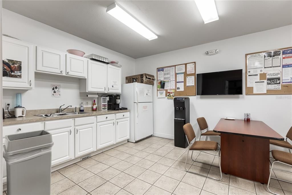 For Sale: $2,195,000 (0 beds, 0 baths, 5801 Square Feet)