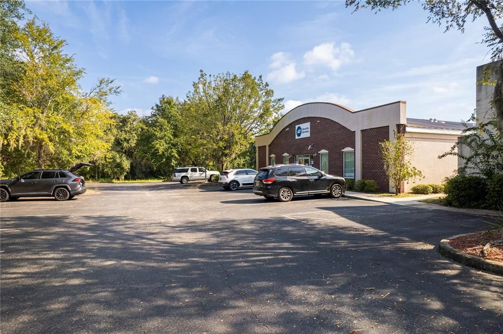 For Sale: $2,195,000 (0 beds, 0 baths, 5801 Square Feet)