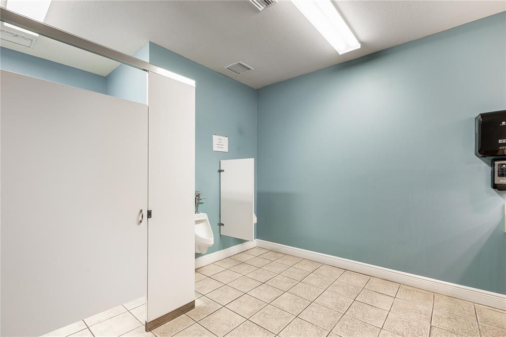 For Sale: $2,195,000 (0 beds, 0 baths, 5801 Square Feet)