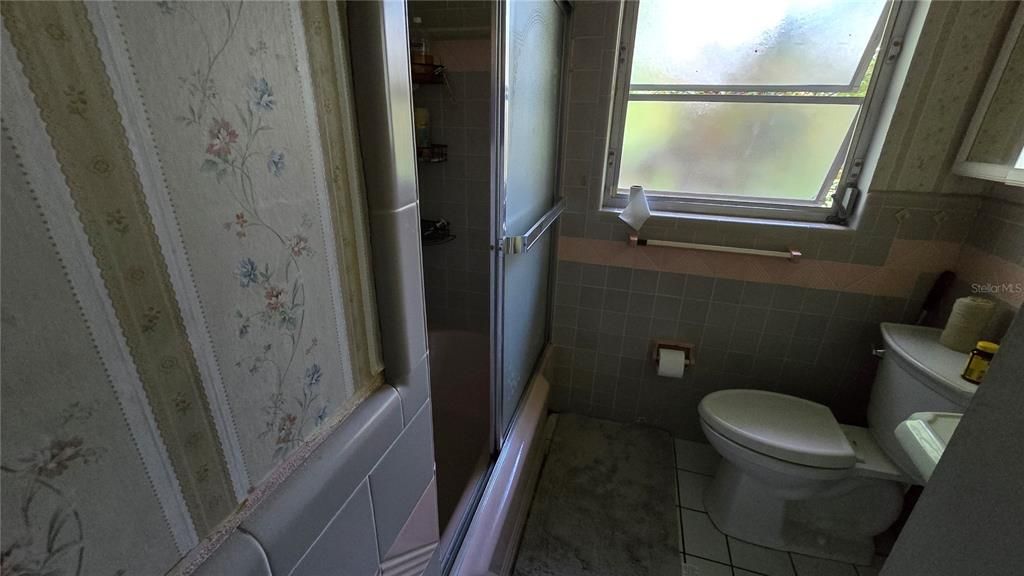 For Sale: $325,000 (3 beds, 2 baths, 1311 Square Feet)