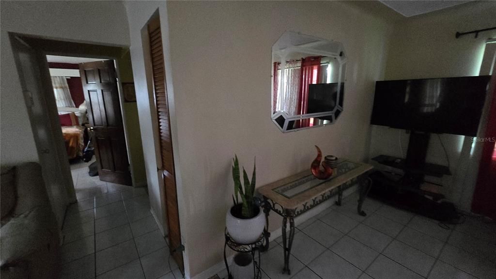 For Sale: $325,000 (3 beds, 2 baths, 1311 Square Feet)