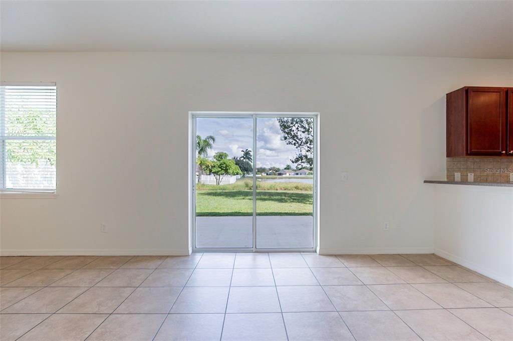 For Sale: $324,900 (4 beds, 2 baths, 2486 Square Feet)