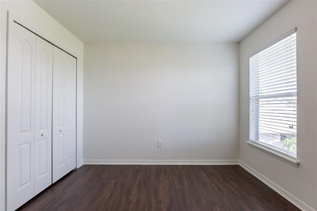 For Sale: $324,900 (4 beds, 2 baths, 2486 Square Feet)