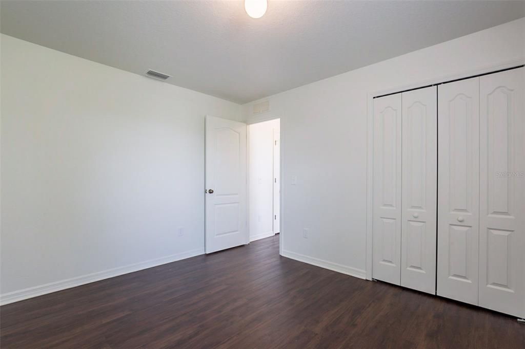 For Sale: $324,900 (4 beds, 2 baths, 2486 Square Feet)