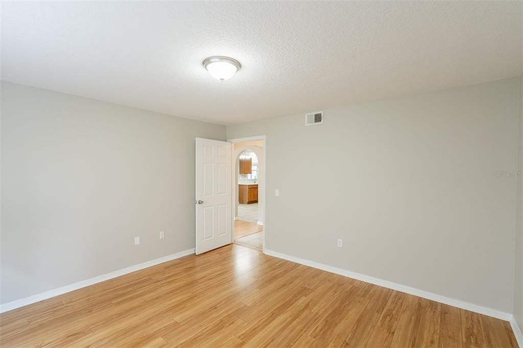 Active With Contract: $299,900 (3 beds, 2 baths, 2320 Square Feet)