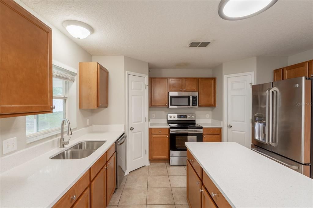 Active With Contract: $299,900 (3 beds, 2 baths, 2320 Square Feet)