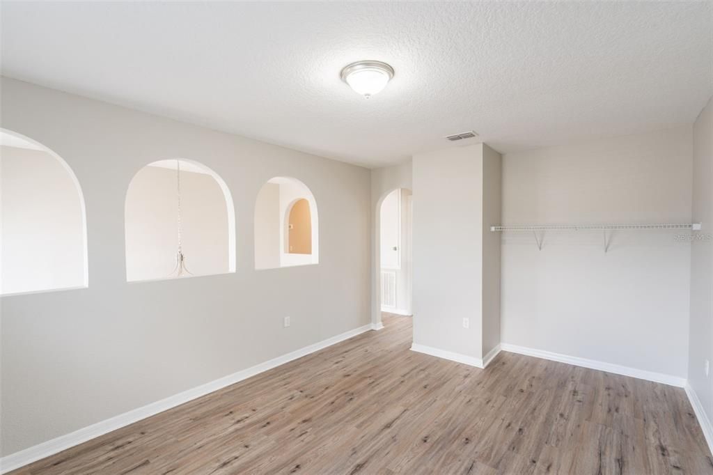 Active With Contract: $299,900 (3 beds, 2 baths, 2320 Square Feet)