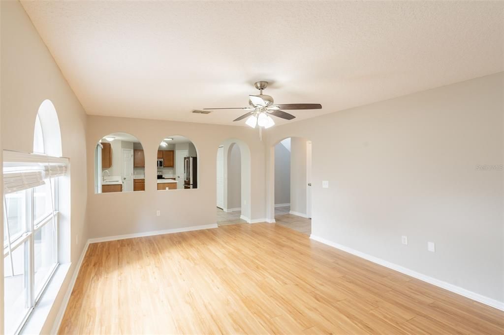 Active With Contract: $299,900 (3 beds, 2 baths, 2320 Square Feet)