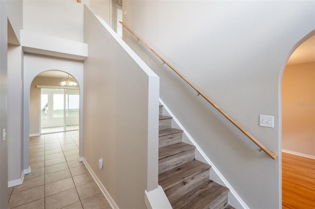 Active With Contract: $299,900 (3 beds, 2 baths, 2320 Square Feet)