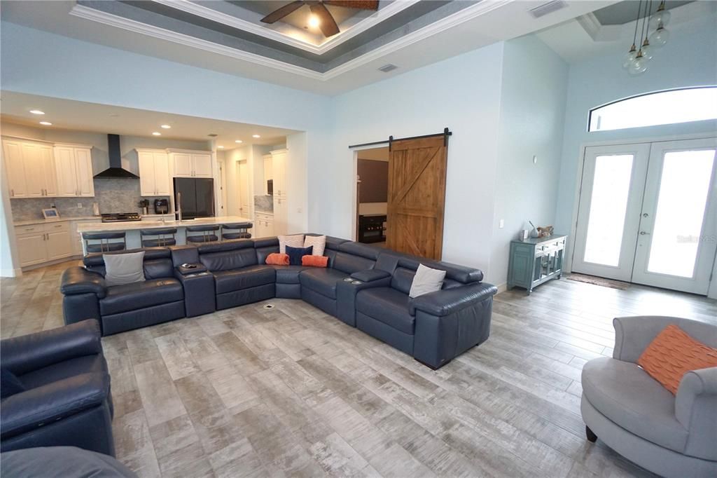 For Sale: $699,900 (4 beds, 3 baths, 2616 Square Feet)