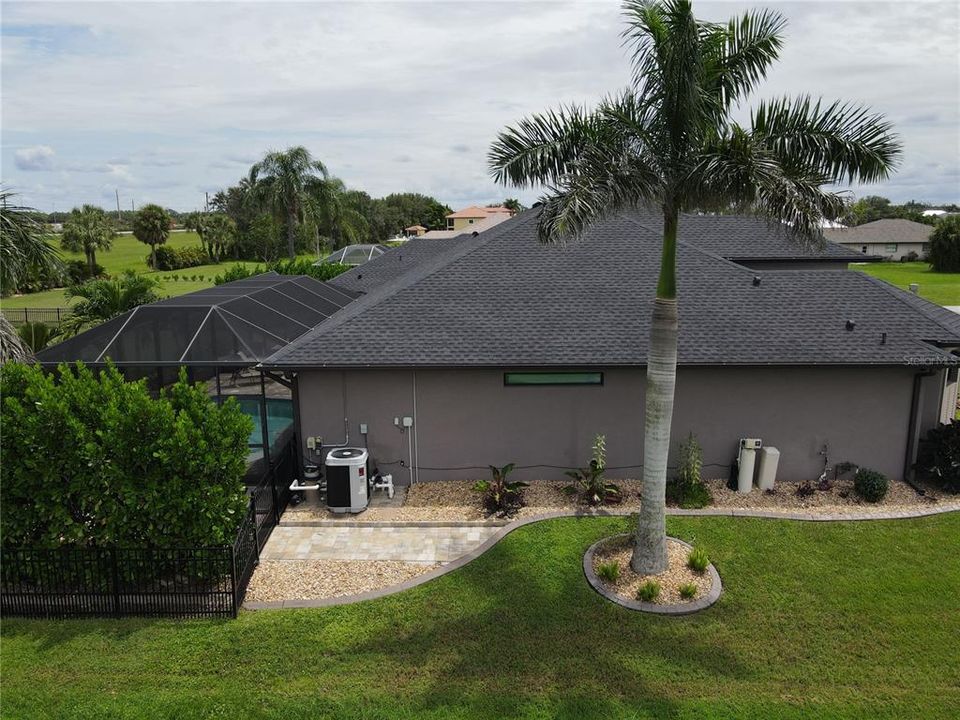 For Sale: $699,900 (4 beds, 3 baths, 2616 Square Feet)