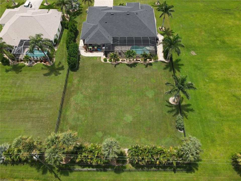 For Sale: $699,900 (4 beds, 3 baths, 2616 Square Feet)