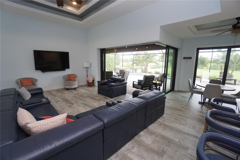 For Sale: $699,900 (4 beds, 3 baths, 2616 Square Feet)