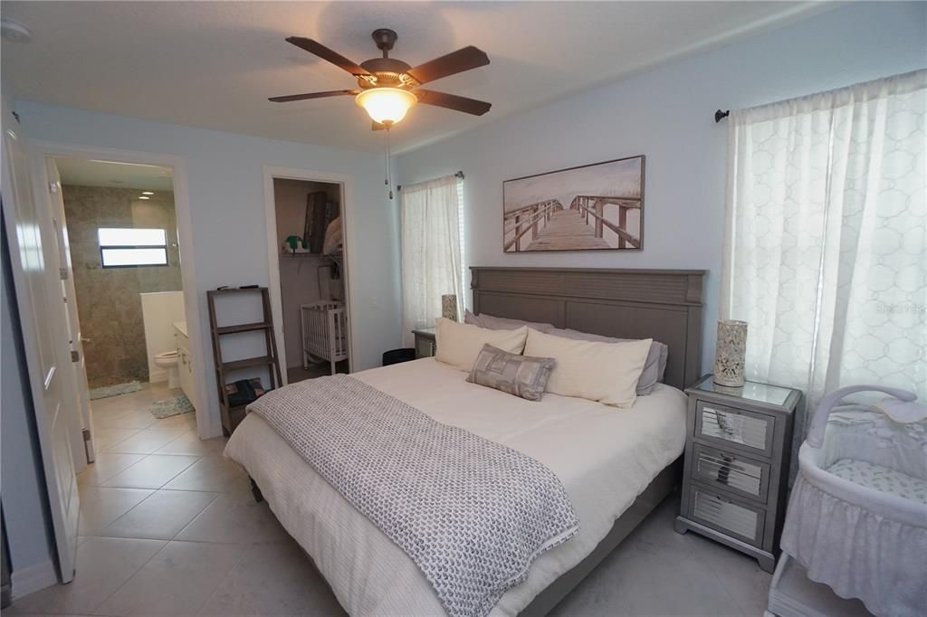 For Sale: $699,900 (4 beds, 3 baths, 2616 Square Feet)