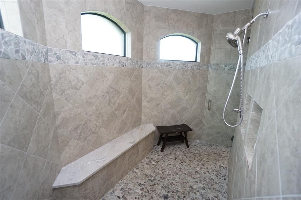 For Sale: $699,900 (4 beds, 3 baths, 2616 Square Feet)