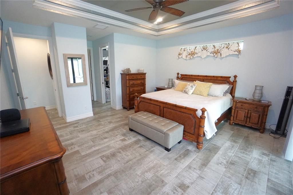 For Sale: $699,900 (4 beds, 3 baths, 2616 Square Feet)