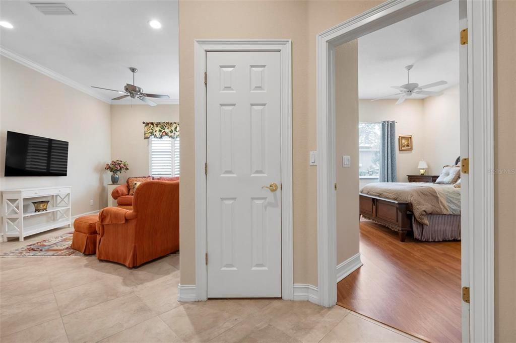 For Sale: $1,075,000 (3 beds, 3 baths, 3136 Square Feet)