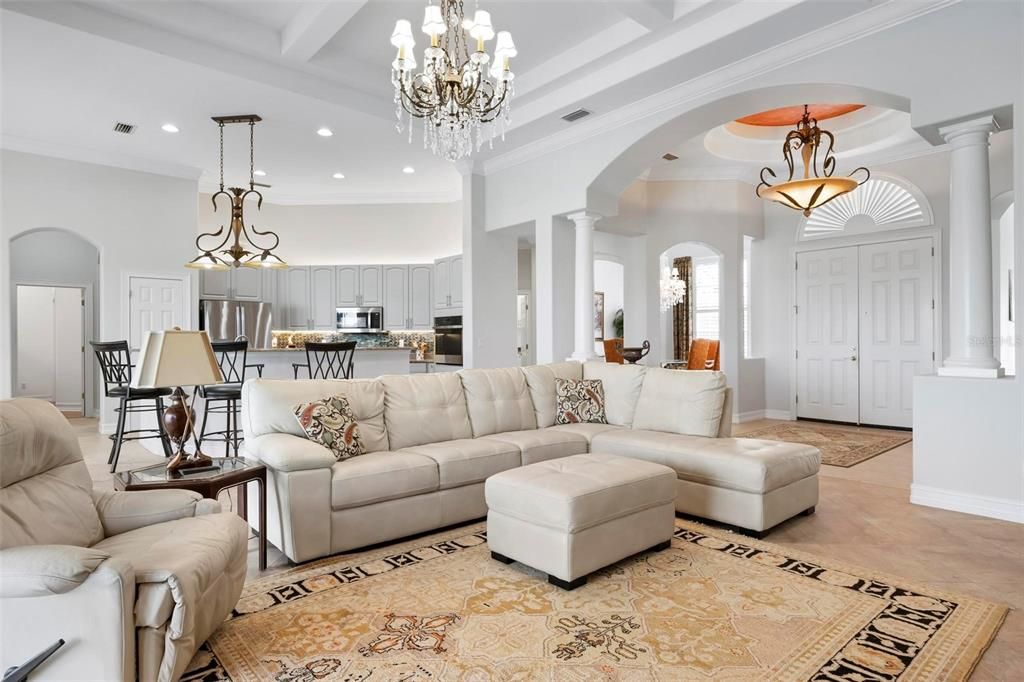 For Sale: $1,075,000 (3 beds, 3 baths, 3136 Square Feet)