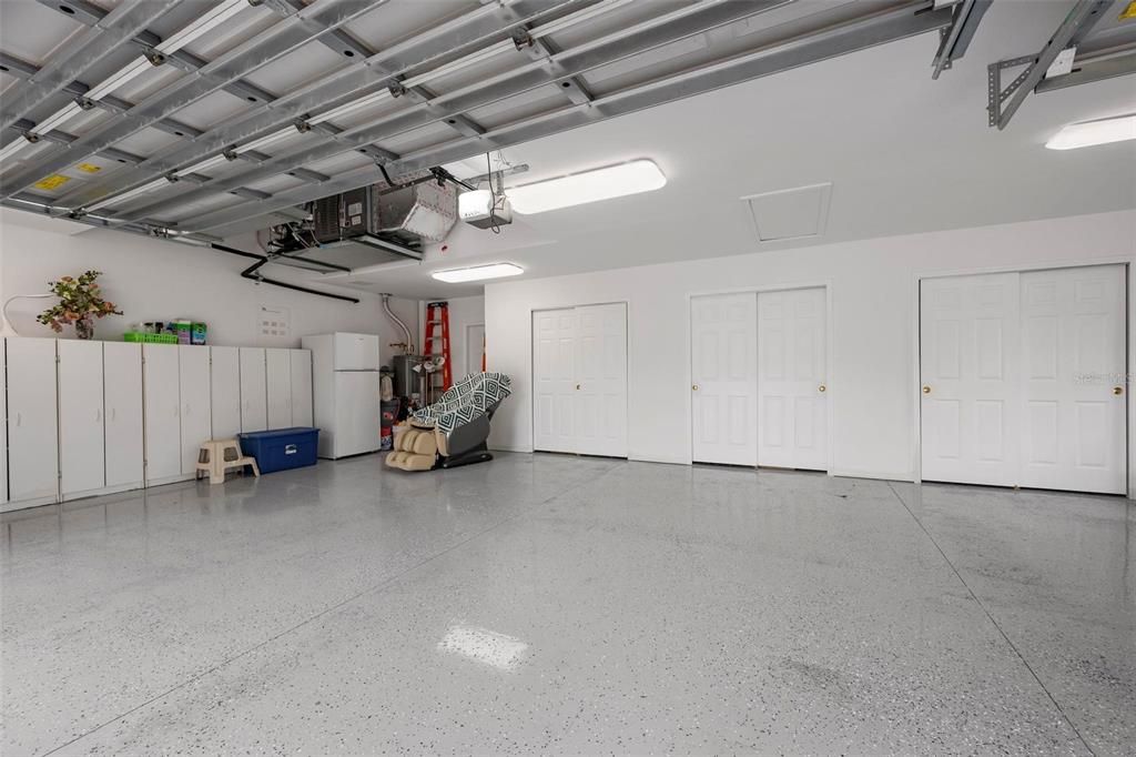 For Sale: $1,075,000 (3 beds, 3 baths, 3136 Square Feet)