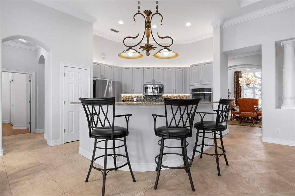 For Sale: $1,075,000 (3 beds, 3 baths, 3136 Square Feet)