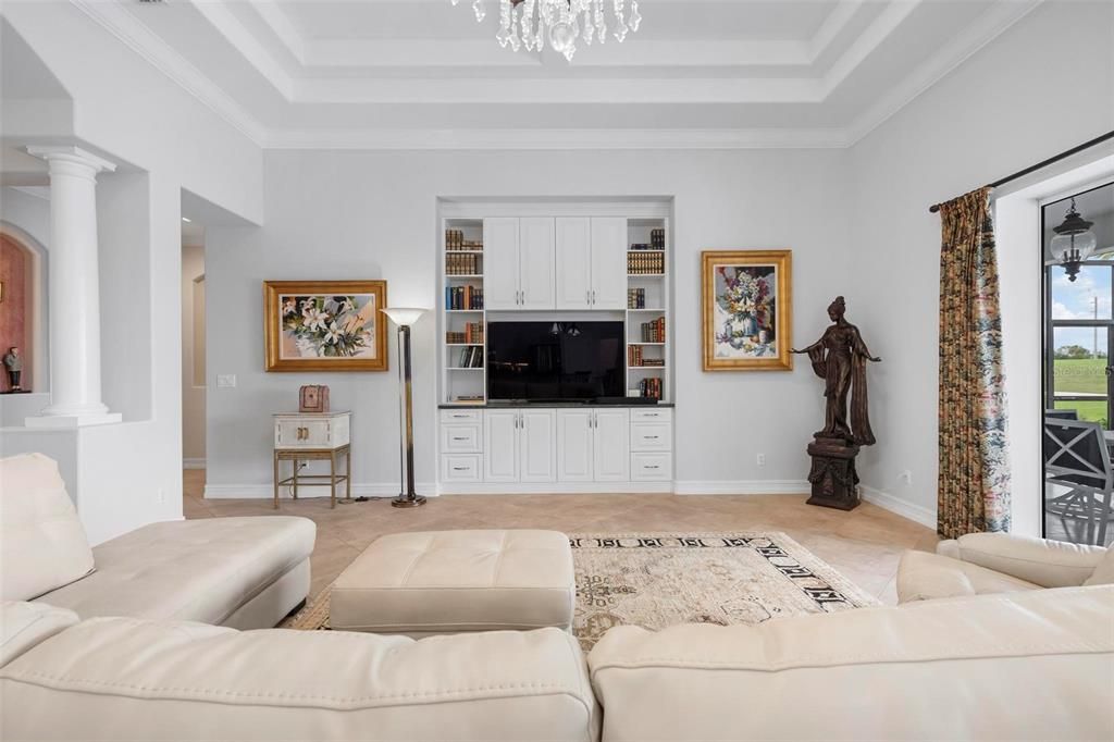 For Sale: $1,075,000 (3 beds, 3 baths, 3136 Square Feet)