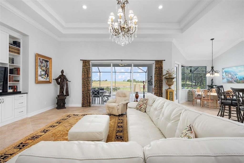 For Sale: $1,075,000 (3 beds, 3 baths, 3136 Square Feet)