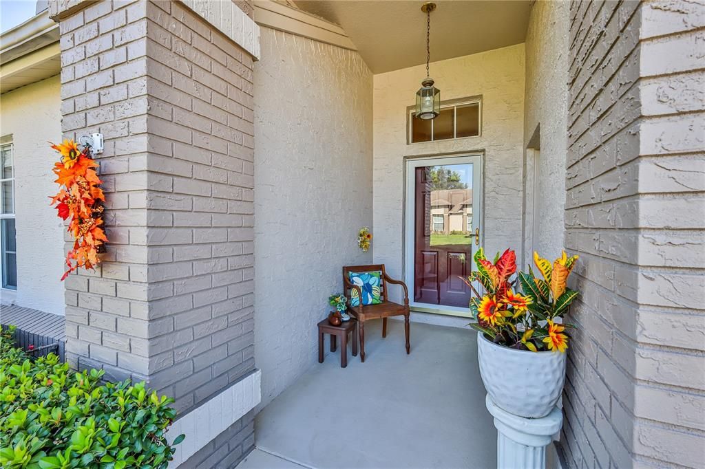 Active With Contract: $239,000 (2 beds, 2 baths, 1298 Square Feet)