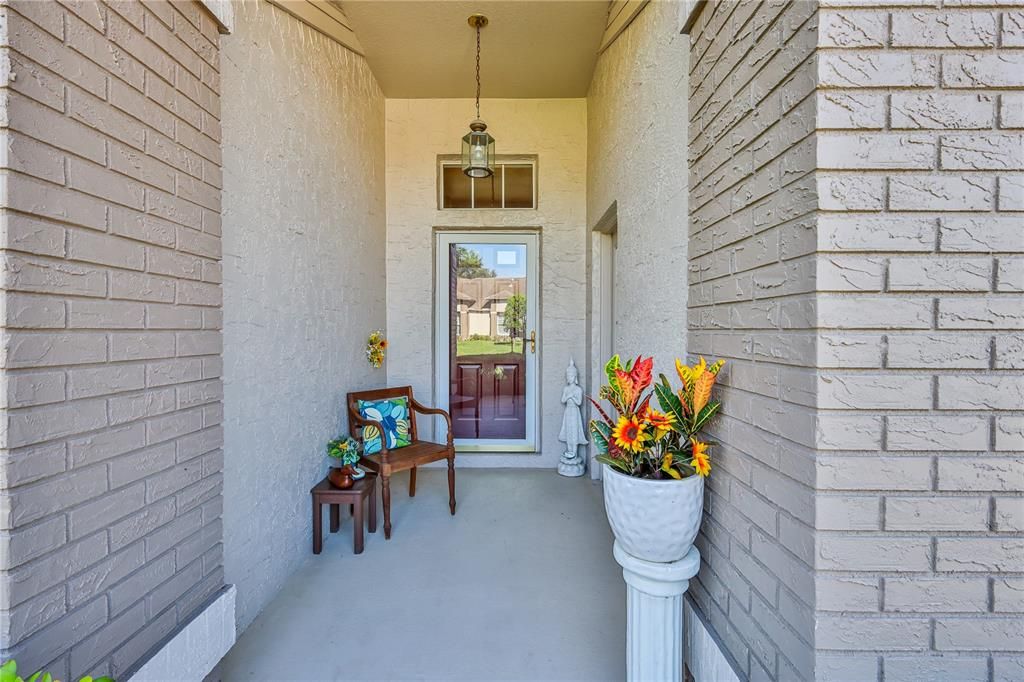 Active With Contract: $239,000 (2 beds, 2 baths, 1298 Square Feet)