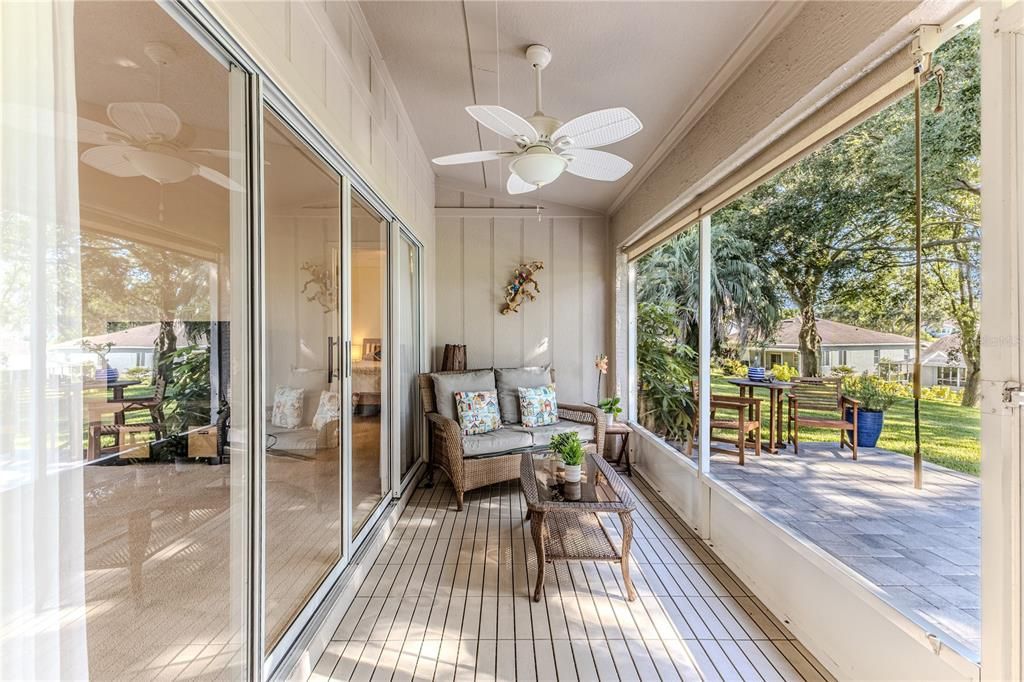 Active With Contract: $239,000 (2 beds, 2 baths, 1298 Square Feet)