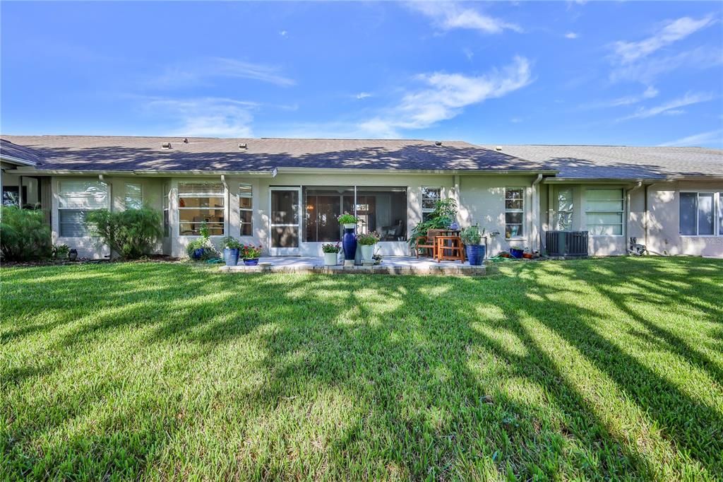 Active With Contract: $239,000 (2 beds, 2 baths, 1298 Square Feet)