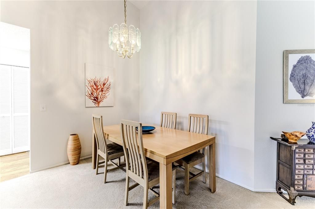 Active With Contract: $239,000 (2 beds, 2 baths, 1298 Square Feet)