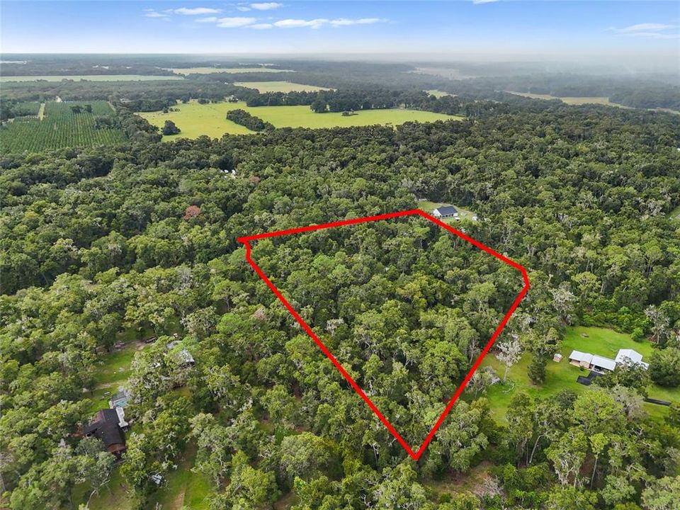 合同活跃: $75,000 (5.06 acres)