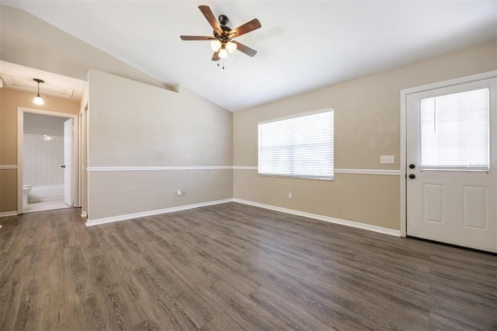 待售: $259,500 (3 贝兹, 2 浴室, 1504 平方英尺)