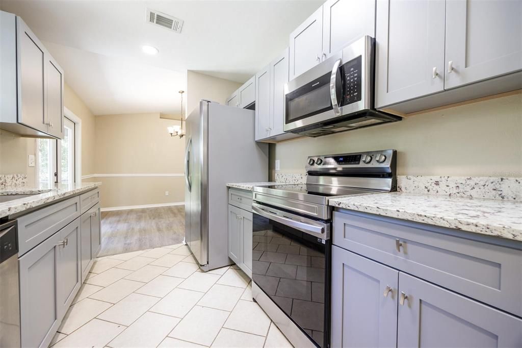 待售: $259,500 (3 贝兹, 2 浴室, 1504 平方英尺)