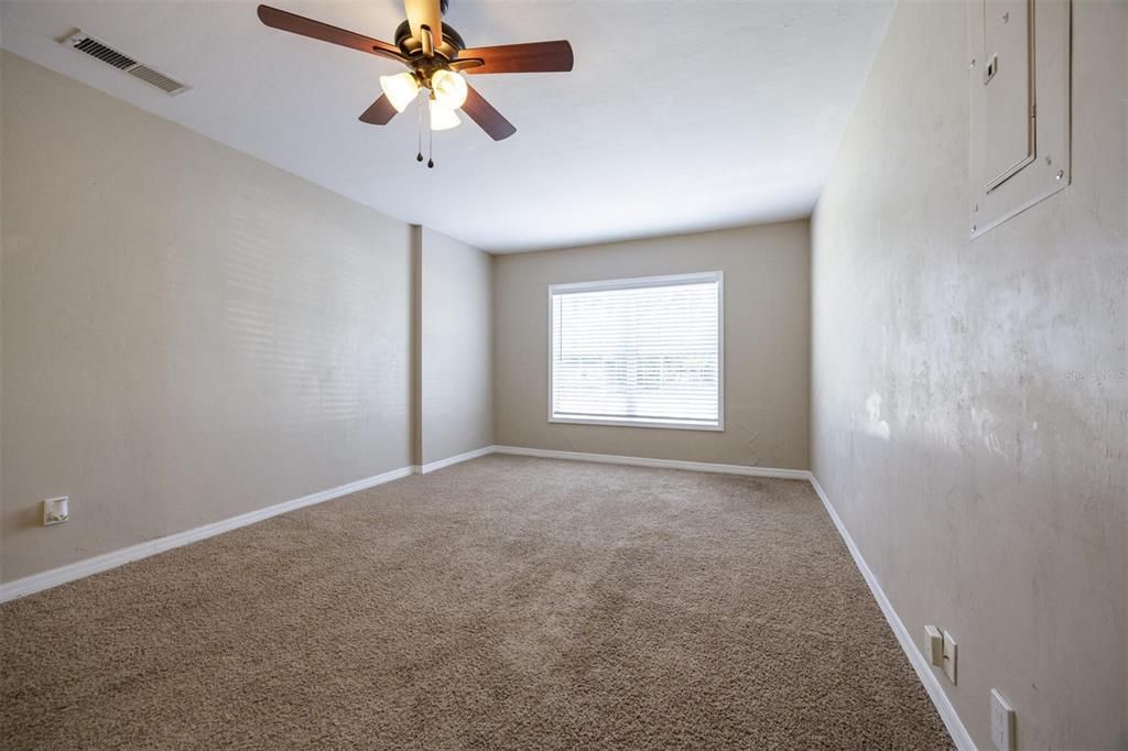 待售: $259,500 (3 贝兹, 2 浴室, 1504 平方英尺)