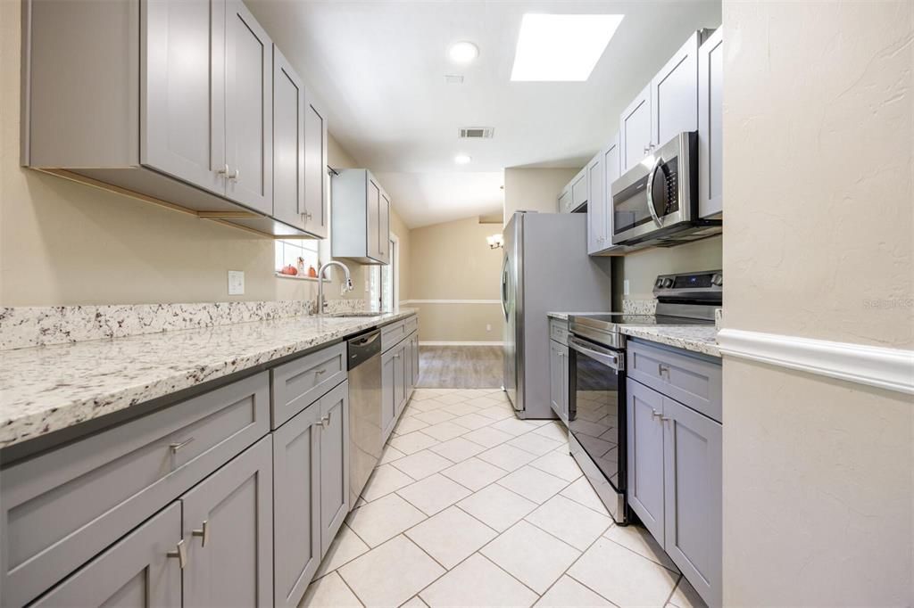 待售: $259,500 (3 贝兹, 2 浴室, 1504 平方英尺)