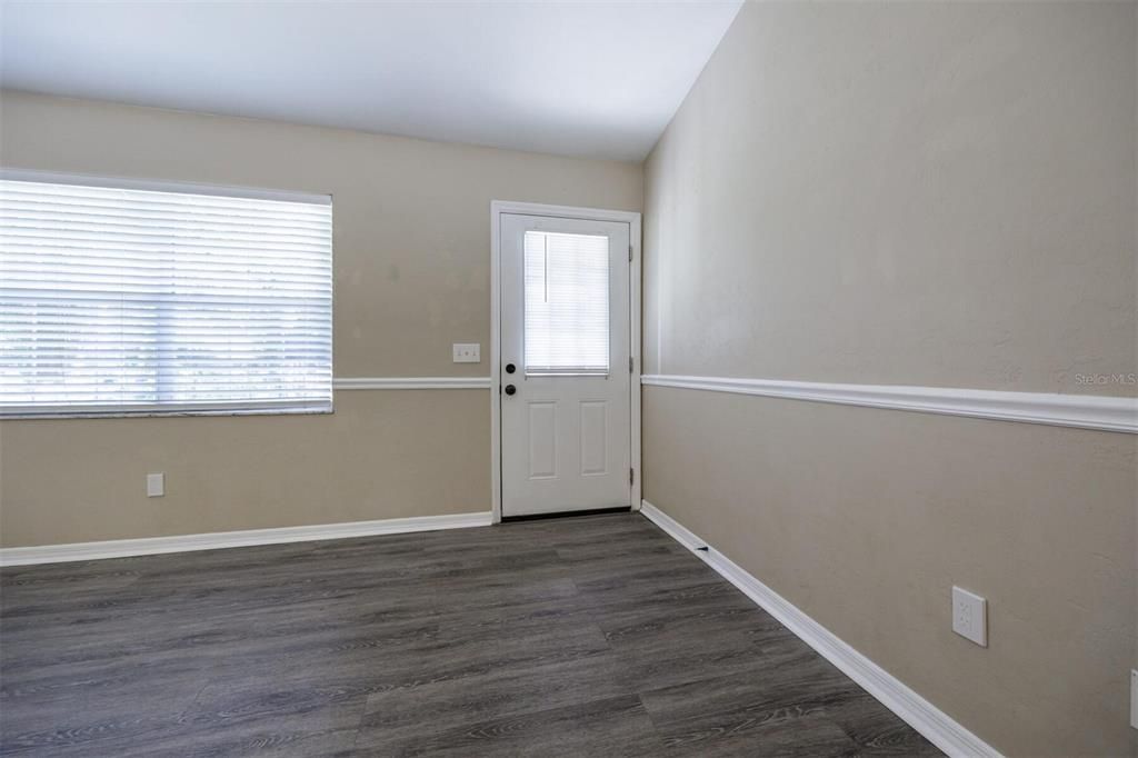 待售: $259,500 (3 贝兹, 2 浴室, 1504 平方英尺)