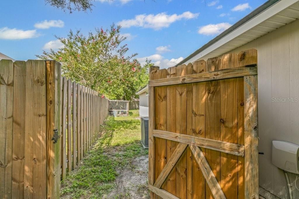 En Venta: $345,000 (3 camas, 2 baños, 1613 Pies cuadrados)