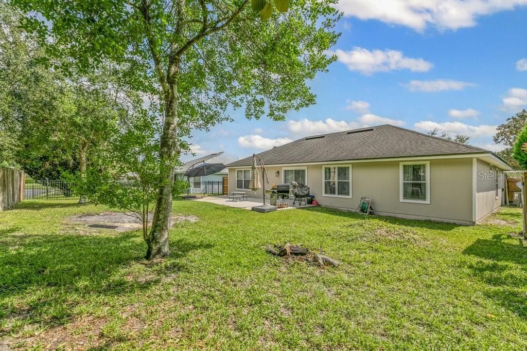 En Venta: $345,000 (3 camas, 2 baños, 1613 Pies cuadrados)