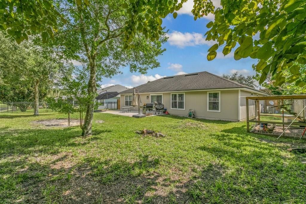 En Venta: $345,000 (3 camas, 2 baños, 1613 Pies cuadrados)