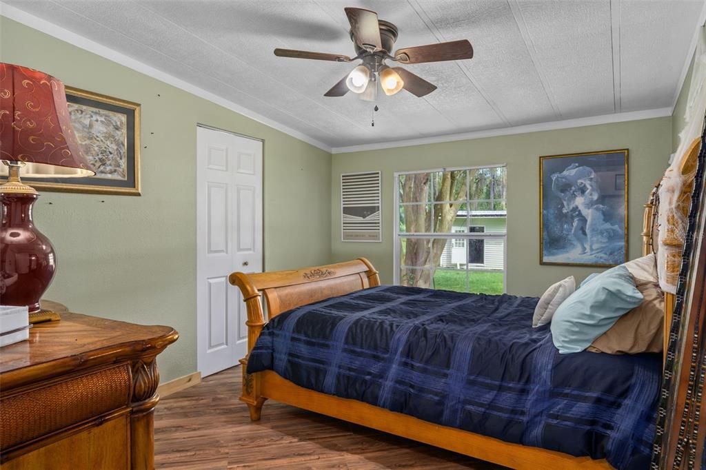 待售: $239,000 (3 贝兹, 2 浴室, 1512 平方英尺)